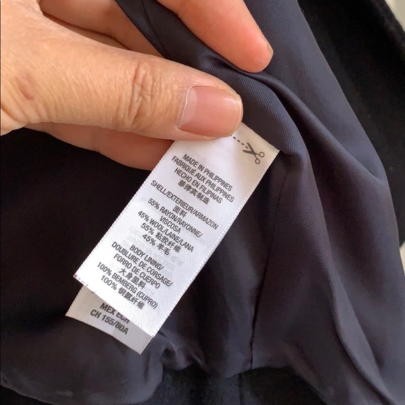 Blazer - Picture 6 of 7